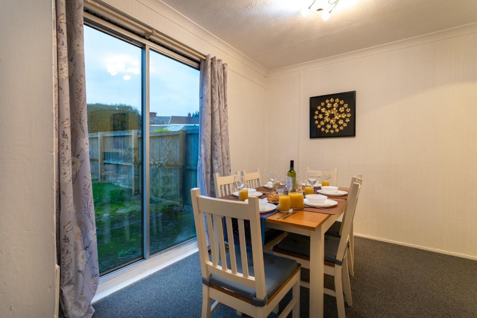 Cozyhome-3Br-5Guest#Netflix#Parking#Garden Nottingham Exteriör bild