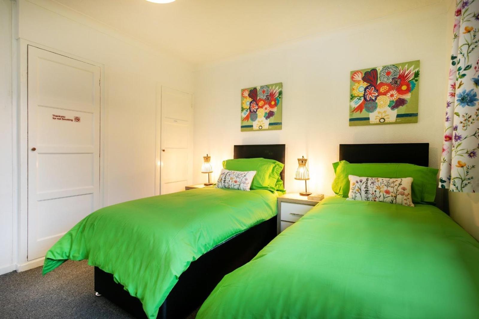 Cozyhome-3Br-5Guest#Netflix#Parking#Garden Nottingham Exteriör bild